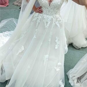Maggie Sottero Ivory Lace Bridal Gown